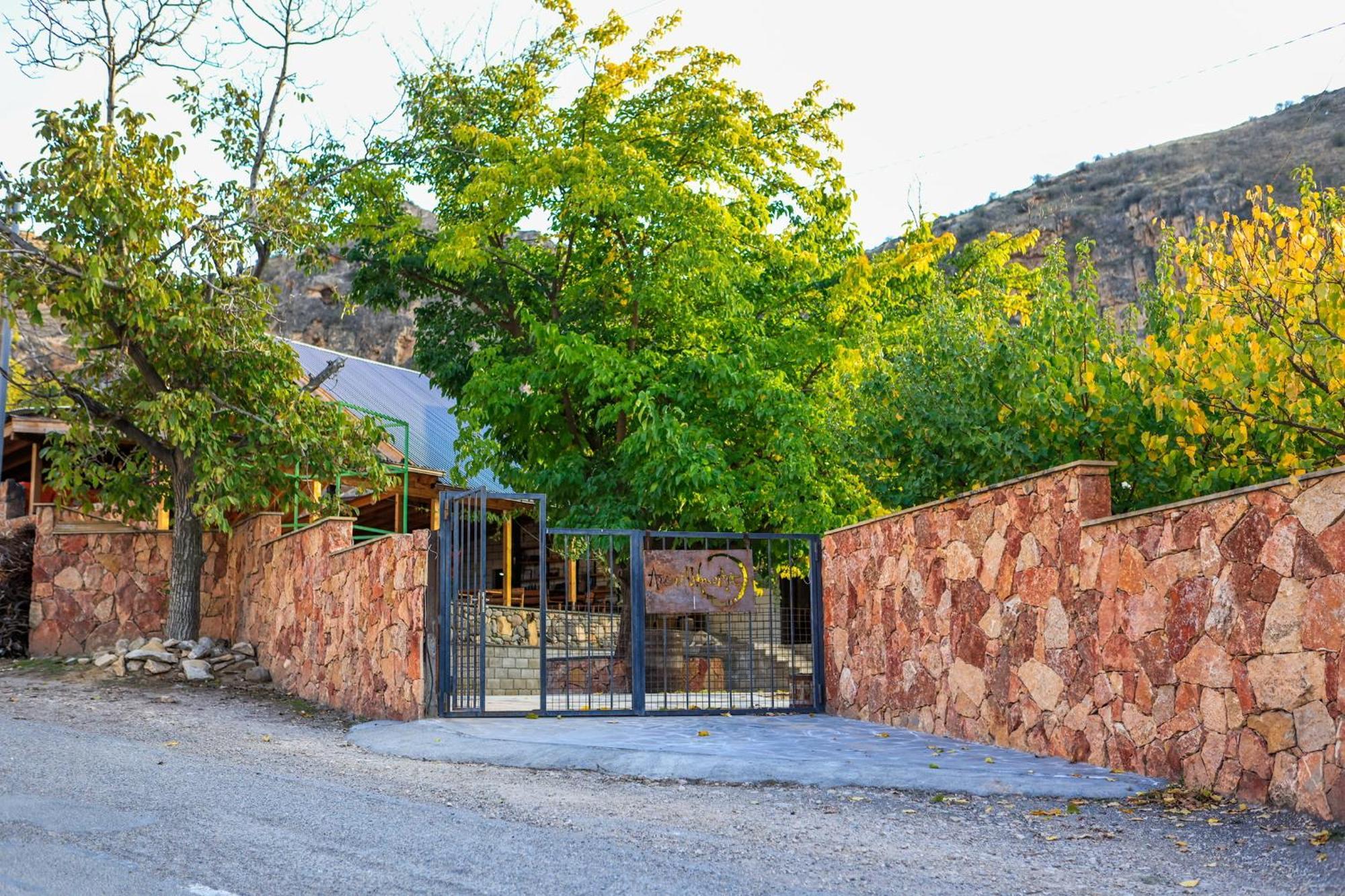 Bed and Breakfast Areni Wine Art Екстер'єр фото